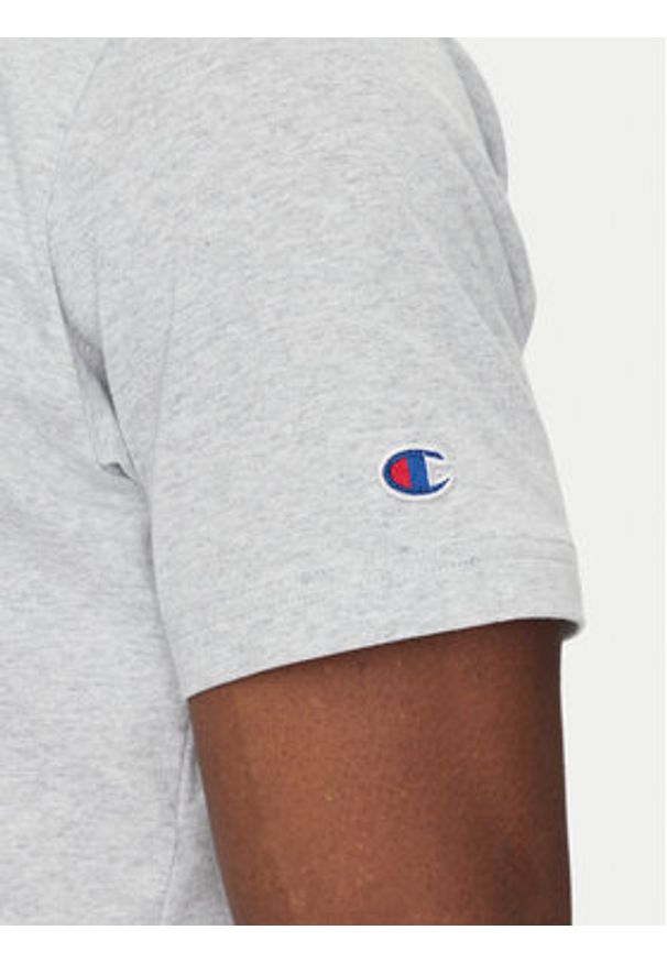 Champion T-Shirt 220761 Szary Loose Fit. Kolor: szary. Materiał: bawełna
