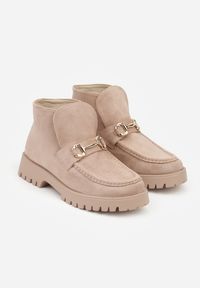 Born2be - Ciemnobeżowe Botki w Stylu Mokasynów z Elegancką Aplikacją Elinney. Okazja: na co dzień. Kolor: beżowy. Materiał: jeans. Wzór: aplikacja. Styl: elegancki #6