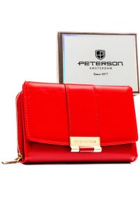 Czerwony, poziomy portfel damski wykonany ze skóry ekologicznej - Peterson. Kolor: czerwony. Materiał: skóra ekologiczna. Wzór: gładki #1