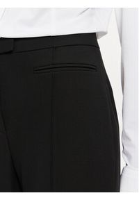 BOSS - Boss Spodnie materiałowe Tizora 50512821 Czarny Regular Fit. Kolor: czarny. Materiał: wiskoza