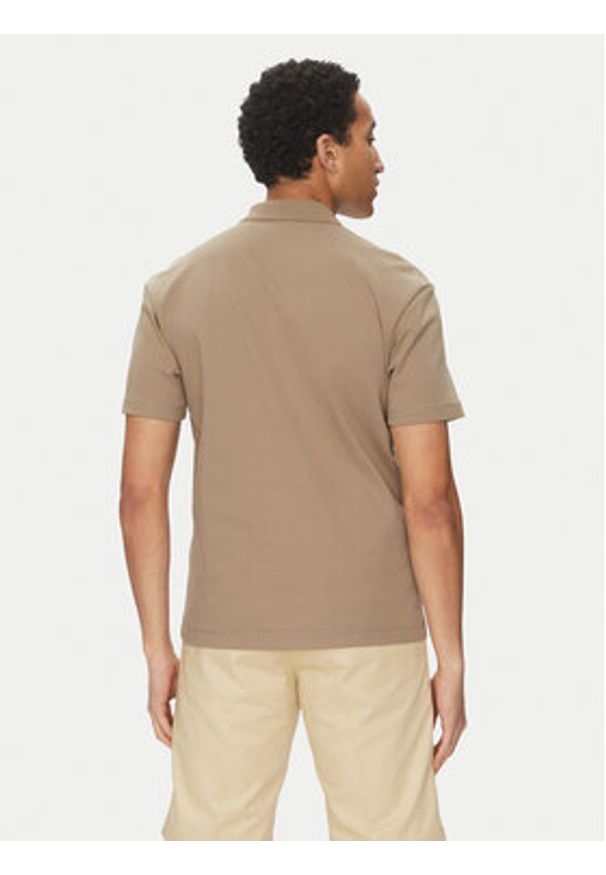 Hugo - HUGO Polo Deabono_D 50517638 Brązowy Regular Fit. Typ kołnierza: polo. Kolor: brązowy. Materiał: bawełna