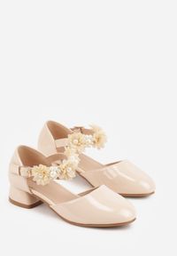 Born2be - Beżowe Eleganckie Sandały Czółenka na Niskim Słupku z Kwiatową Aplikacją Hialea. Okazja: na uczelnię, na komunię. Kolor: beżowy. Wzór: aplikacja, kwiaty. Styl: elegancki #5