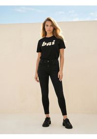 Sinsay - Jeansy skinny fit - czarny. Kolor: czarny