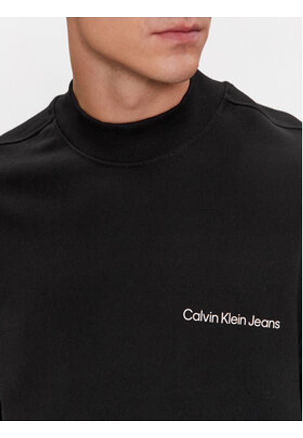 Calvin Klein Jeans Bluza Institutional J30J324621 Czarny Regular Fit. Kolor: czarny. Materiał: bawełna