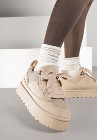 Renee - Ciemnobeżowe Sneakersy Śniegowce na Platformie Velavine. Kolor: beżowy. Materiał: jeans. Obcas: na platformie