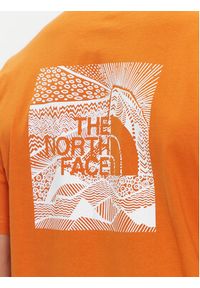 The North Face T-Shirt Redbox NF0A87NV Pomarańczowy Regular Fit. Kolor: pomarańczowy. Materiał: bawełna #7