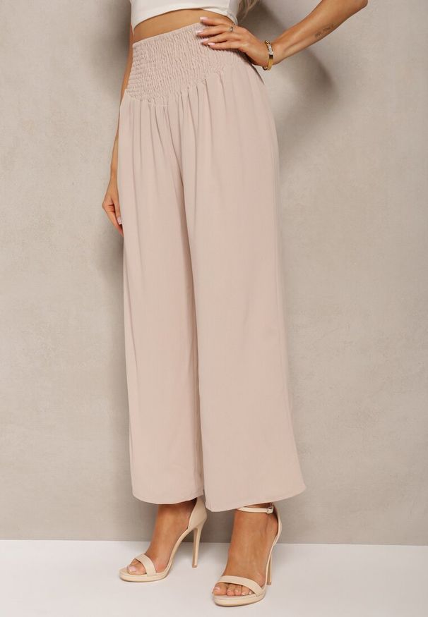 Renee - Beżowe Spodnie Kuloty High Waist z Gumką w Talii Lipadre. Stan: podwyższony. Kolor: beżowy. Długość: krótkie