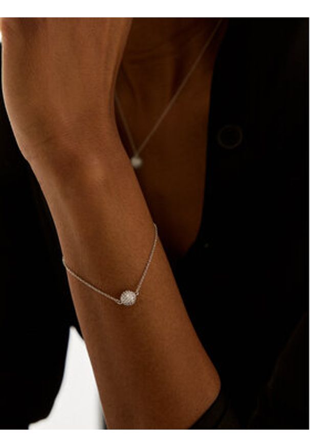 Daniel Wellington Bransoletka Pavé DW00400656 Srebrny. Materiał: metalowe. Kolor: srebrny