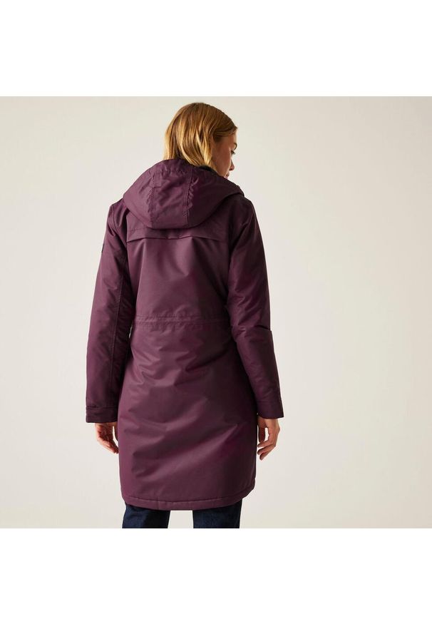 Kurtka przeciwdeszczowa z kapturem damska Regatta Romine II. Typ kołnierza: kaptur. Kolor: fioletowy. Sezon: zima