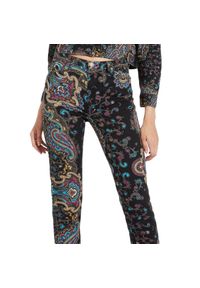 Wrangler - WRANGLER RETRO SLIM DAMSKIE SPODNIE JEANSOWE PAISLEY W239UV28N 112127903. Wzór: paisley. Styl: retro #1