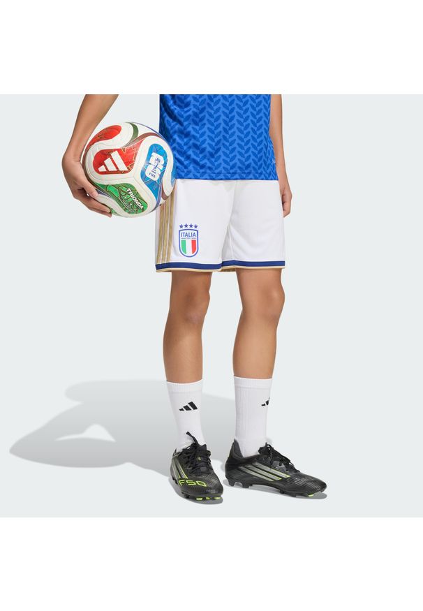 Adidas - Szorty Italy 26 Home Kids. Kolor: biały. Technologia: ClimaCool (Adidas). Sport: piłka nożna