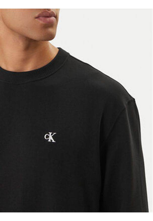 Calvin Klein Jeans Bluza LV04RC296G Czarny Regular Fit. Kolor: czarny. Materiał: bawełna