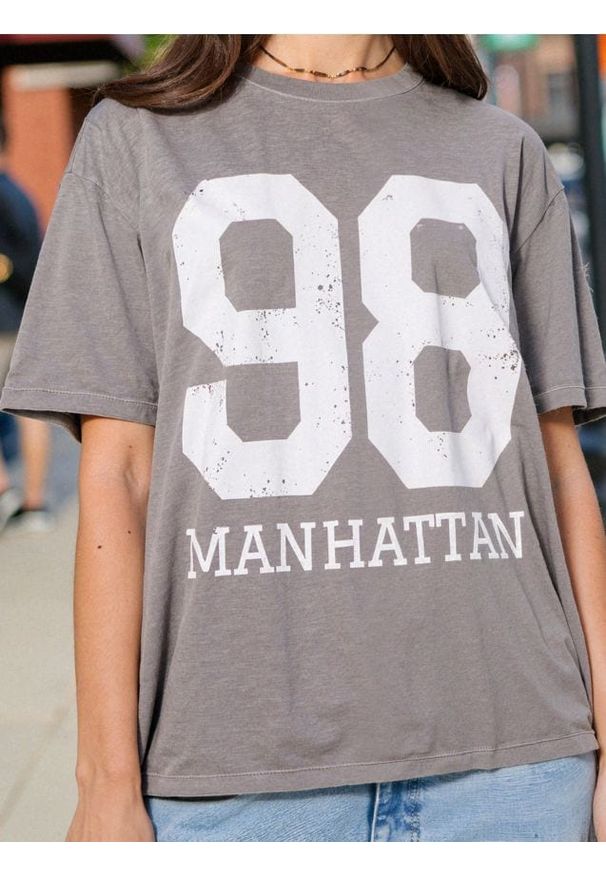 Sinsay - Koszulka z krótkim rękawem - szary. Kolor: szary. Długość rękawa: krótki rękaw. Długość: krótkie