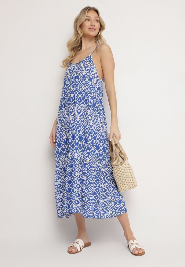 Born2be - Niebieska Sukienka z Bawełny z Geometrycznym Motywem Koladiela. Okazja: na spacer. Kolor: niebieski. Materiał: bawełna. Długość rękawa: na ramiączkach. Wzór: geometria. Sezon: lato