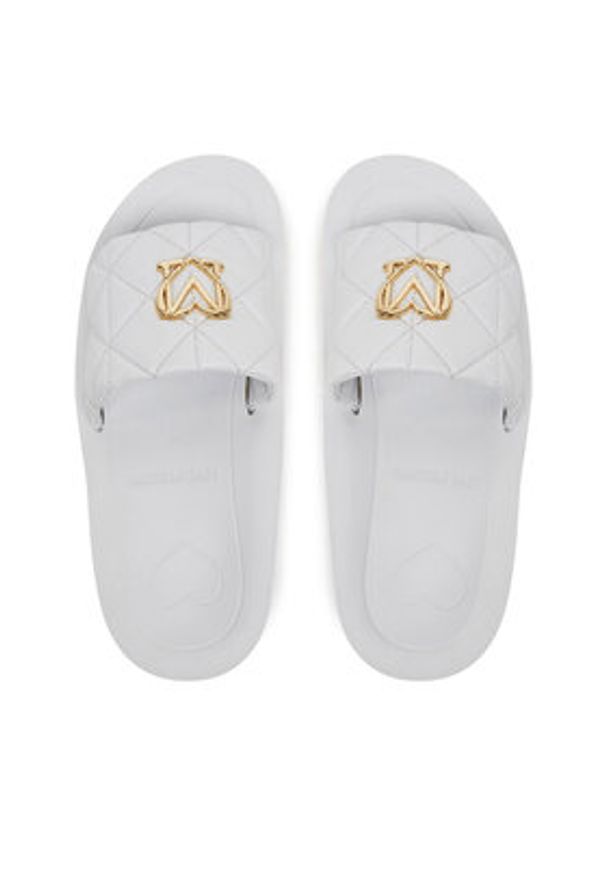 Love Moschino - LOVE MOSCHINO Klapki JA28014I1MIE0100 Biały. Kolor: biały. Materiał: skóra
