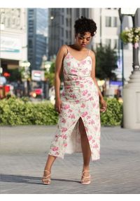 Sinsay - Sukienka midi - wielobarwny. Długość rękawa: na ramiączkach. Wzór: kwiaty. Długość: midi #1