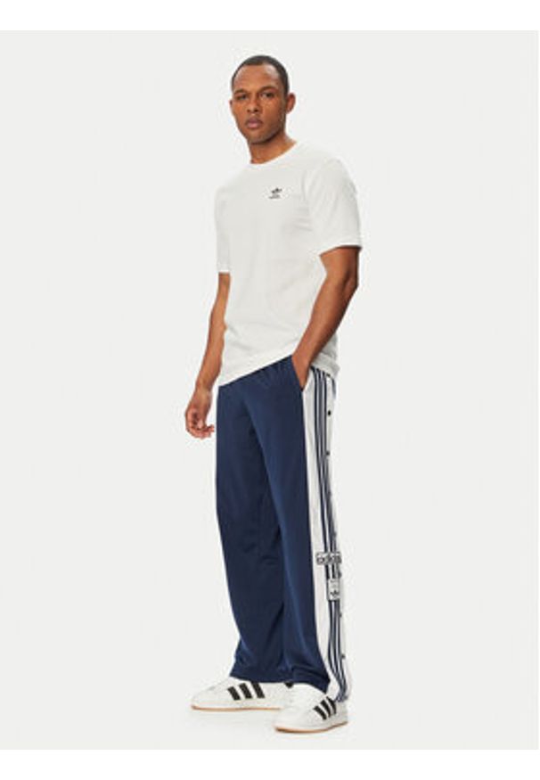 Adidas - adidas Spodnie dresowe Adibreak Classic KD1515 Granatowy Regular Fit. Kolor: niebieski. Materiał: syntetyk