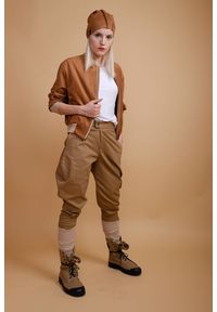 Hultaj Polski - Bryczesy Pustynne damskie. Okazja: na co dzień. Stan: podwyższony. Materiał: bawełna, dzianina, elastan, materiał. Wzór: moro. Styl: retro, casual, militarny, vintage