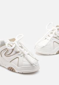 Born2be - Biało-Beżowe Sneakersy na Grubej Podeszwie z Szerokim Wiązaniem Hiverna. Kolor: biały #2