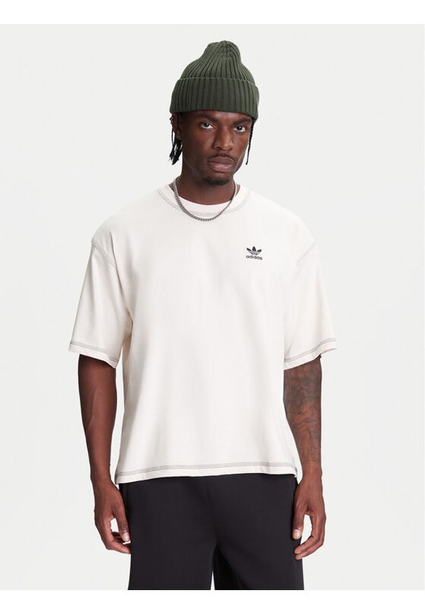 Adidas - adidas T-Shirt Trefoil Essentials JW0970 Biały Regular Fit. Kolor: biały. Materiał: bawełna