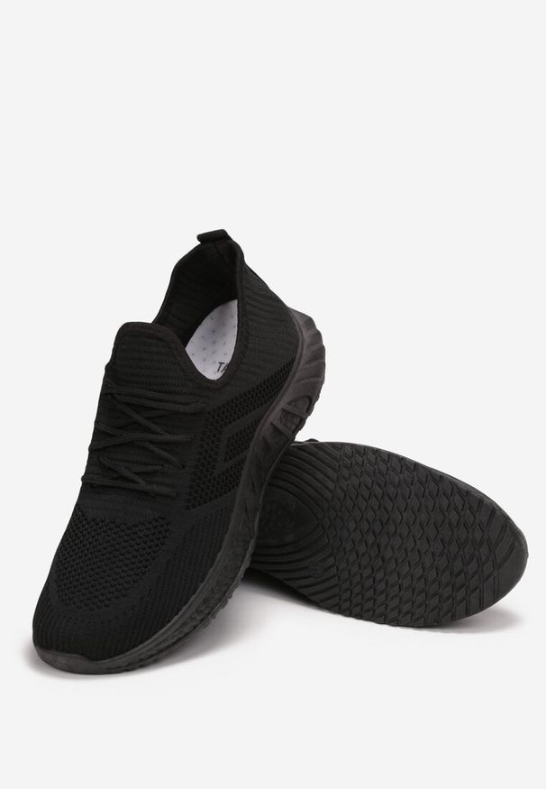 Renee - Czarne Buty Sportowe Bemostom. Wysokość cholewki: przed kostkę. Kolor: czarny. Materiał: materiał. Szerokość cholewki: normalna. Wzór: aplikacja, jednolity. Sport: fitness