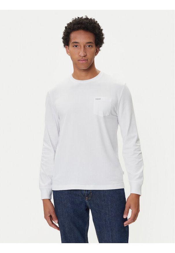 Guess Jeans Longsleeve M5BI77 K8FQ4 Biały Regular Fit. Kolor: biały. Materiał: bawełna. Długość rękawa: długi rękaw