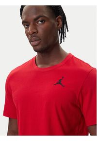 Nike T-Shirt DC7485-687 Czarny Regular Fit. Kolor: czarny. Materiał: bawełna