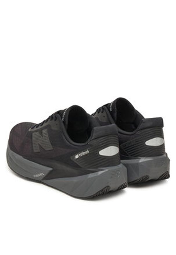 New Balance Buty do biegania FuelCell Rebel V5 MFCXLC5 Czarny. Kolor: czarny. Materiał: materiał