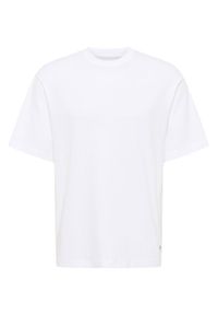 Mustang T-Shirt Akron 1016499 Biały Relaxed Fit. Kolor: biały. Materiał: bawełna