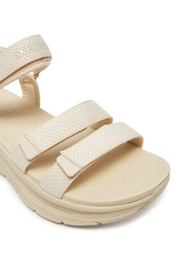 skechers - Skechers Sandały D'Lux Walker-Going-Out Vibes 119828/NAT Beżowy. Kolor: beżowy. Materiał: materiał