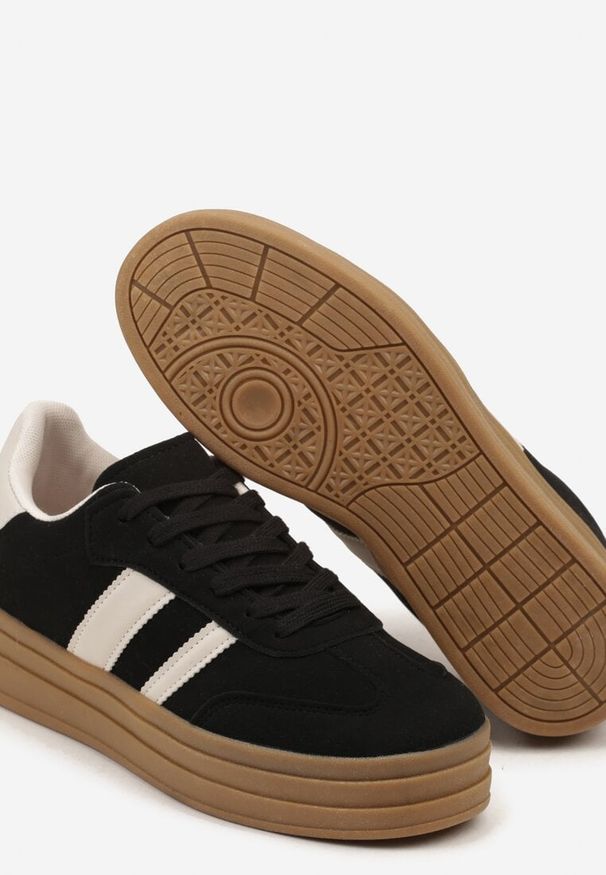 Born2be - Czarne Sneakersy Typu Kultowe Tenisówki na Grubej Podeszwie Nalorela. Okazja: na co dzień. Kolor: czarny. Materiał: jeans. Szerokość cholewki: normalna. Sport: fitness