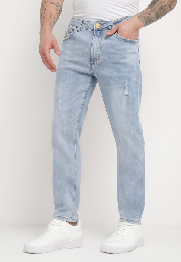 Born2be - Niebieskie Bawełniane Jeansy Regular z Przetarciami Saqueta. Kolor: niebieski