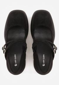 Renee - Czarne Chunky Półbuty na Słupku z Paskami z Klamrami Zdobionymi Cyrkoniami Pesipe. Okazja: na co dzień. Zapięcie: klamry. Kolor: czarny. Wzór: aplikacja. Obcas: na słupku. Styl: glamour, casual, elegancki. Wysokość obcasa: średni #8