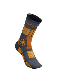 Skarpety trekkingowe Compressport Trekking Socks. Kolor: żółty, czarny, pomarańczowy, wielokolorowy. Sport: turystyka piesza