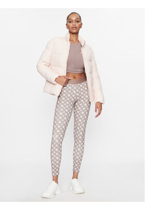 Guess Kurtka zimowa V3BL13 WFUD0 Różowy Regular Fit. Kolor: różowy. Materiał: syntetyk. Sezon: zima