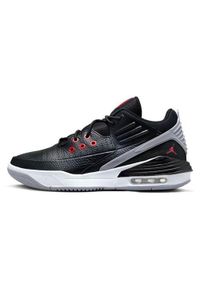 Buty do chodzenia męskie Nike Jordan Max Aura 5. Kolor: czarny, wielokolorowy. Materiał: materiał, syntetyk, skóra. Szerokość cholewki: normalna. Sport: turystyka piesza