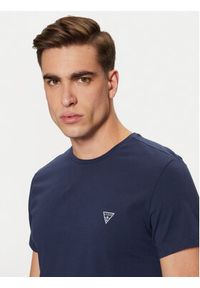 Guess T-Shirt Caleb U97M00 KCD31 Granatowy Slim Fit. Kolor: niebieski. Materiał: bawełna
