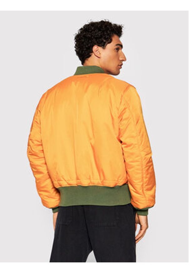 Alpha Industries Kurtka bomber Ma-1 100101 Zielony Regular Fit. Kolor: zielony. Materiał: syntetyk