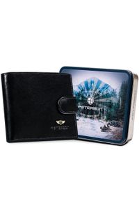 Czarny, duży portfel męski wykonany ze skóry naturalnej i zamykany na zatrzask - Peterson. Kolor: czarny. Materiał: skóra #1