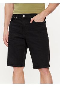Calvin Klein Jeans Szorty jeansowe J30J324872 Czarny Slim Fit. Kolor: czarny. Materiał: bawełna #1