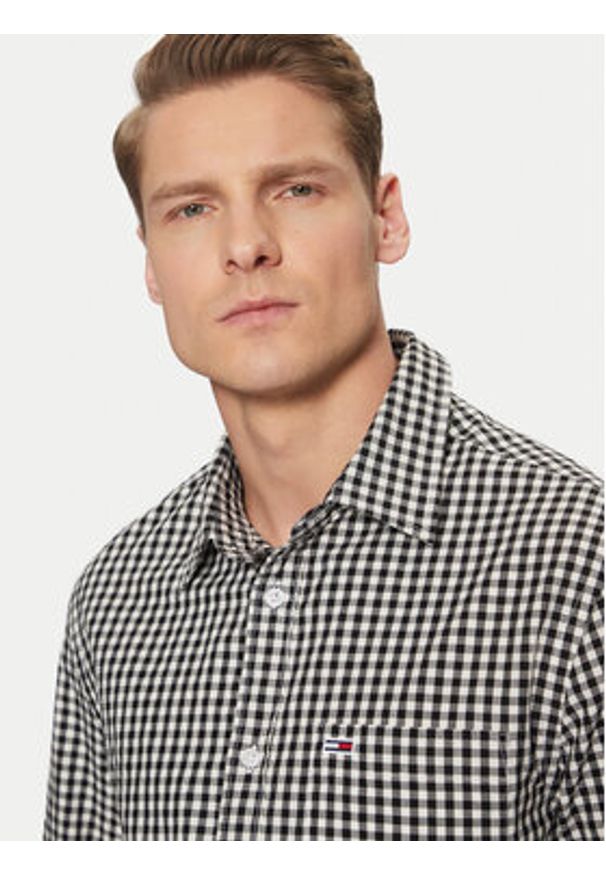 Tommy Jeans Koszula Poplin Check DM0DM21115 Czarny Regular Fit. Kolor: czarny. Materiał: bawełna