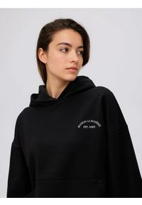 Reserved - Bluza oversize z kapturem - czarny. Typ kołnierza: kaptur. Kolor: czarny. Materiał: bawełna, dzianina