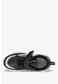 Casu - Czarne buty sportowe na rzep casu 22-10-21-m. Zapięcie: rzepy. Kolor: czarny
