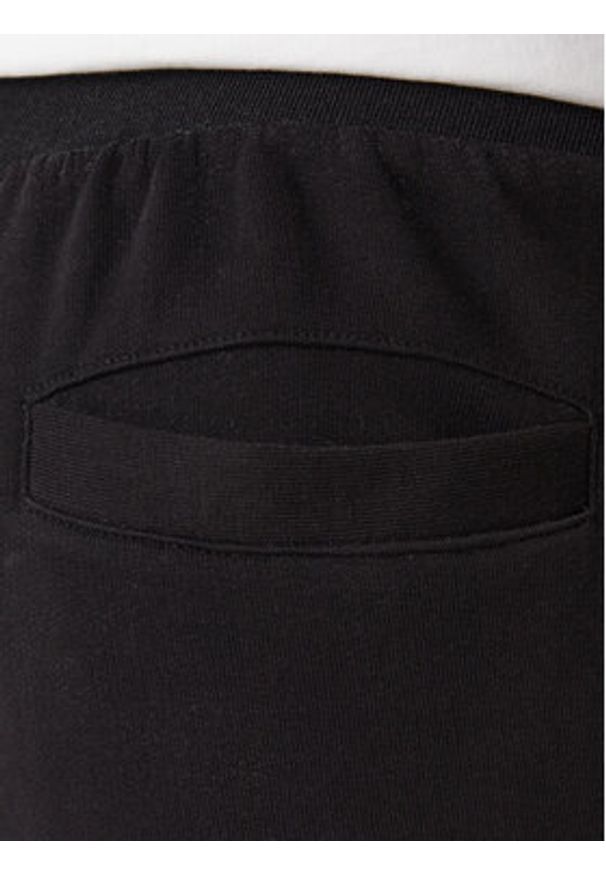 Guess Spodnie dresowe Z6RB03 K9YI1 Beżowy Regular Fit. Kolor: beżowy. Materiał: bawełna