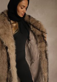 Renee - Brązowy Płaszcz Futerko o Prostym Kroju z Szerokim Kołnierzem Ezilana. Kolor: brązowy. Materiał: futro. Styl: elegancki #6