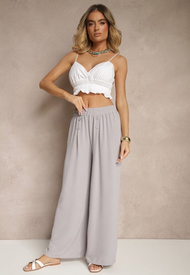 Renee - Szare Spodnie z Bawełną o Szerokim Kroju High Waist Ozdobione Guzikami Morritia. Okazja: na co dzień. Stan: podwyższony. Kolor: szary. Materiał: bawełna. Wzór: aplikacja. Styl: casual, elegancki