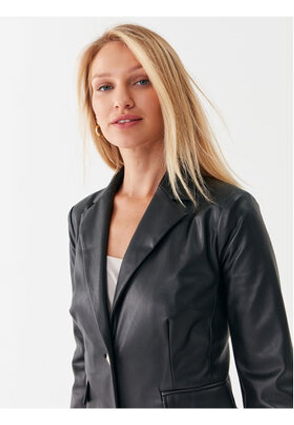 Liu Jo Marynarka MF3040 E0624 Czarny Regular Fit. Kolor: czarny. Materiał: syntetyk