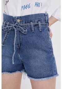 Answear Lab Szorty jeansowe damskie gładkie high waist. Okazja: na co dzień. Stan: podwyższony. Kolor: niebieski. Materiał: jeans. Wzór: gładki. Styl: wakacyjny