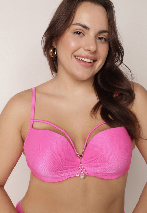 Born2be - Różowe Bikini Majtki Figi i Biustonosz z Paskami i Perłową Aplikacją Cahresha. Kolor: różowy. Wzór: aplikacja