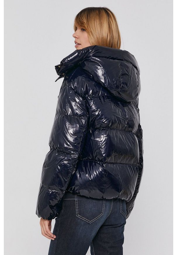 TOMMY HILFIGER - Tommy Hilfiger - Kurtka puchowa. Okazja: na co dzień. Kolor: niebieski. Materiał: puch. Wzór: gładki. Styl: casual